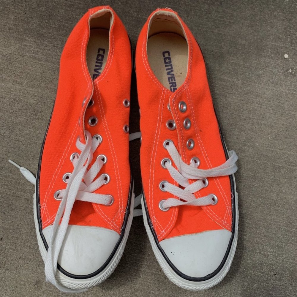 Coral Converse